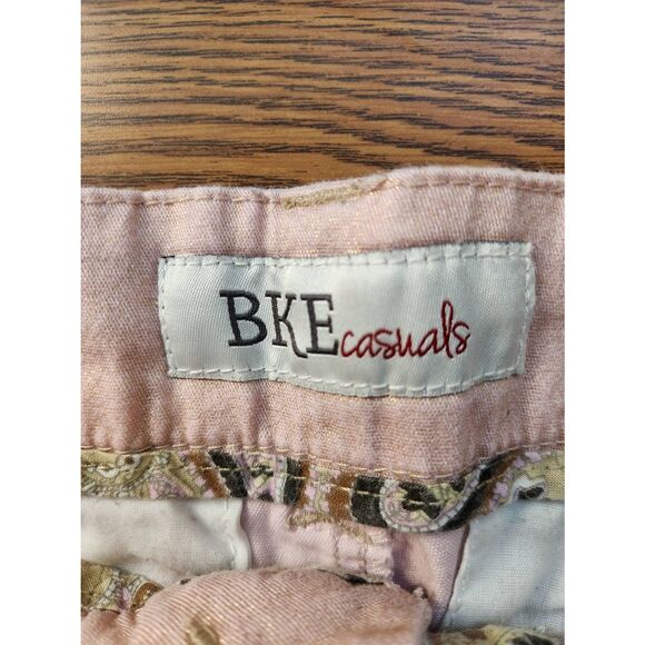 #10 BKE  pink shimmering with gold shorts  - Mollie Cuffed shorts (Size 27) - Picture 4 of 10